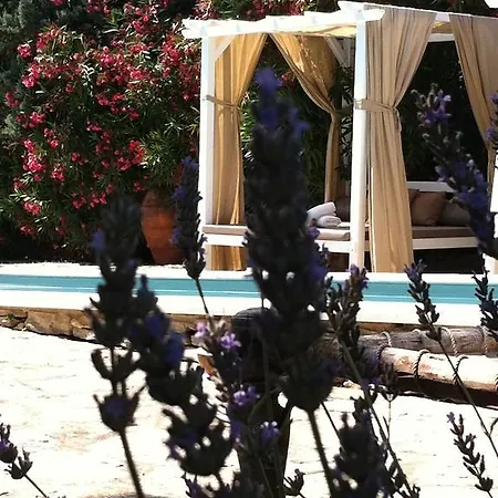 Mediterranea Luxury House Bed & Breakfast *