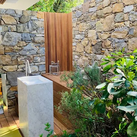 Bed & Breakfast Mediterranea Luxury House *